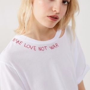 Project Social T Tops - NEW PROJECT SOCIAL T UO COLLAB MAKE LOVE NOT WAR Project Social T Tops - NEW PROJECT SOCIAL T UO COLLAB MAKE LOVE NOT WAR